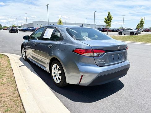 Used 2024 Toyota Corolla LE FWD image 6