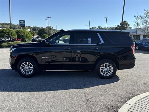 Used 2021 Chevrolet Tahoe LT w/ Luxury Package image 6