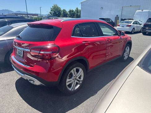 Certified 2019 Mercedes-Benz GLA 250 4MATIC image 4