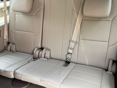 Used 2020 GMC Yukon XL Denali w/ Denali Ultimate Package AWD/4WD image 8