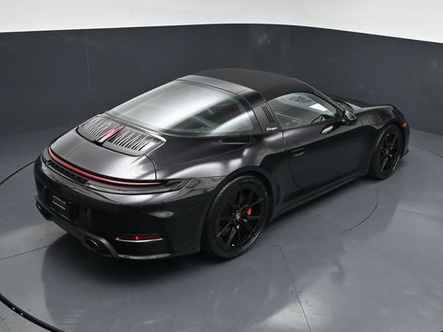 Certified 2026 Porsche 911 Targa 4S AWD/4WD image 16