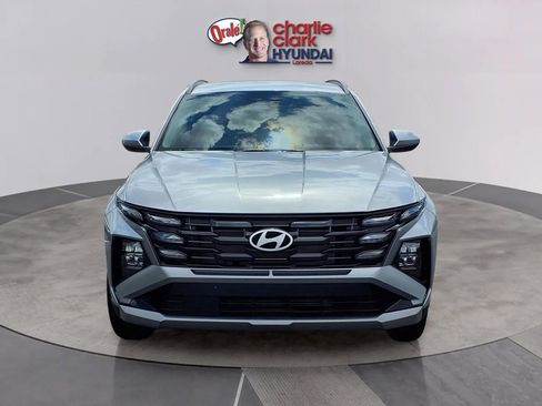 Used 2025 Hyundai Tucson SEL FWD image 8