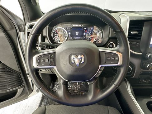 Used 2022 RAM 1500 Big Horn AWD/4WD image 11