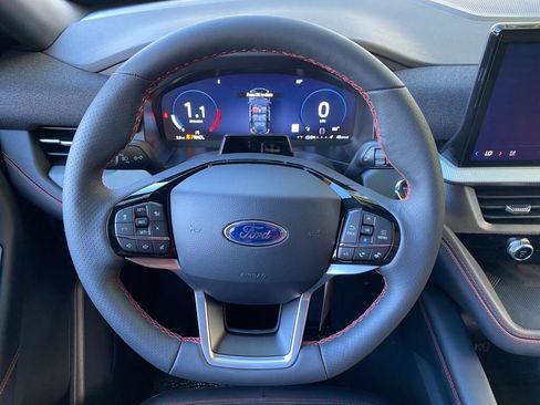 New 2026 Ford Explorer ST-Line w/ ST-Line Street Pack image 11