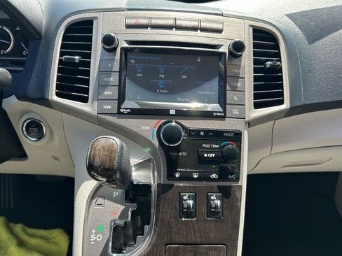 Used 2015 Toyota Venza XLE w/ XLE Premium Package FWD image 12