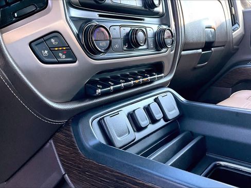 Used 2018 GMC Sierra 1500 Denali w/ Denali Ultimate Package image 35