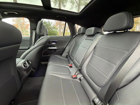 New 2026 Mercedes-Benz GLC 300 GLC 300 image 13