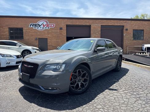 Used 2018 Chrysler 300 S w/ 300S Premium Group AWD/4WD image 1