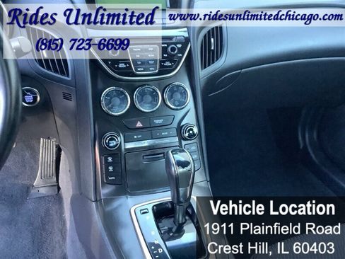 Used 2014 Hyundai Genesis 2.0T image 16