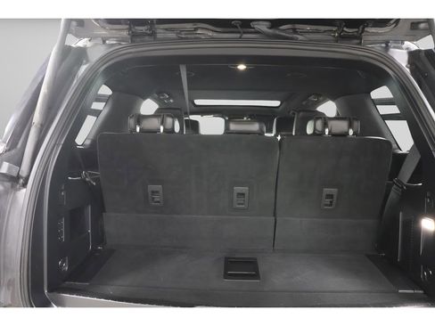 Used 2021 Ford Expedition XLT AWD/4WD image 30