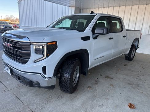 Used 2024 GMC Sierra 1500 Pro w/ Trailering Package image 3