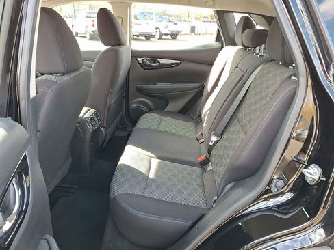 Used 2019 Nissan Rogue Sport SV image 10