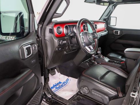 Used 2020 Jeep Gladiator Rubicon AWD/4WD image 3
