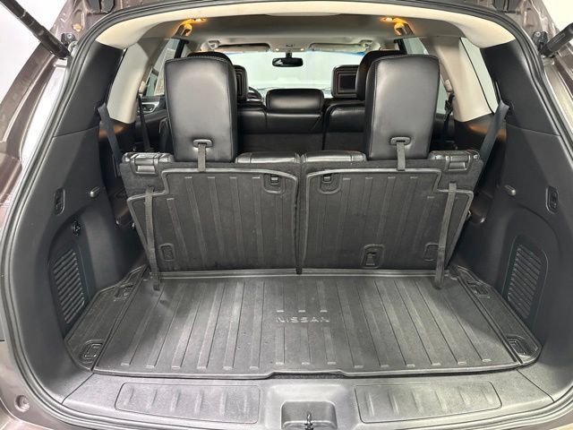 Used 2015 Nissan Pathfinder Platinum w/ Family Entertainment Package FWD image 31