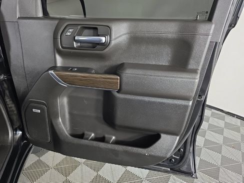 Used 2022 Chevrolet Silverado 1500 LT Trail Boss w/ Convenience Package II AWD/4WD image 39