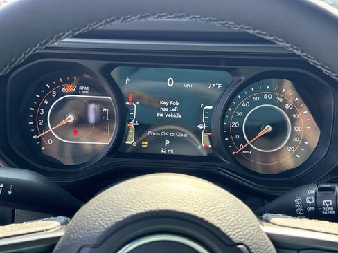 New 2025 Jeep Wrangler Rubicon w/ XTREMEE 35" Tire Package image 28