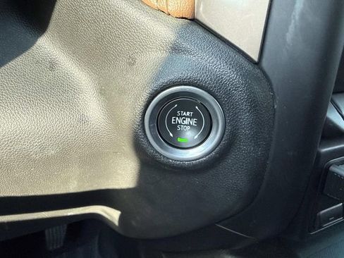 Used 2020 Chevrolet Silverado 1500 High Country w/ Technology Package image 38