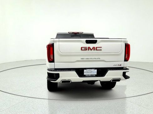 Used 2023 GMC Sierra 1500 AT4 w/ Technology Package AWD/4WD image 6