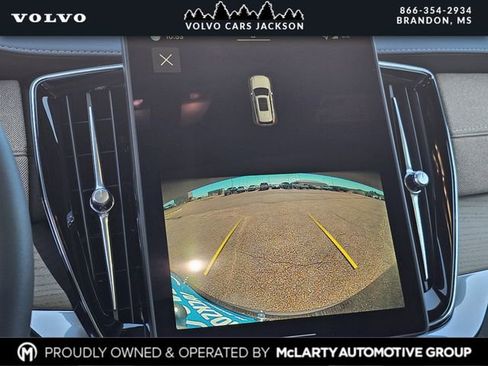 New 2026 Volvo XC90 B5 Core w/ Protection Package Premier image 11