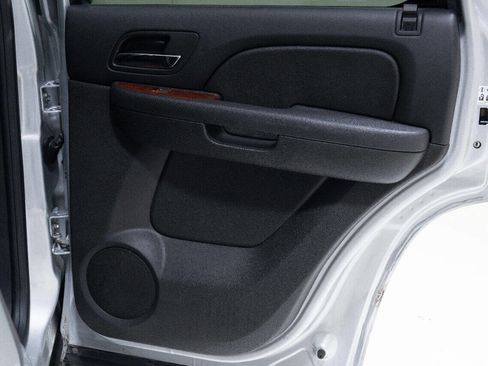 Used 2013 GMC Yukon SLE image 18