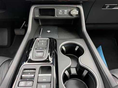 Certified 2024 Honda Pilot Elite image 20