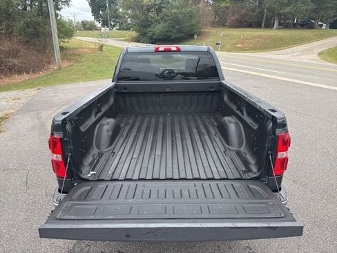 Used 2019 GMC Sierra 1500 SLE w/ SLE Value Package image 25