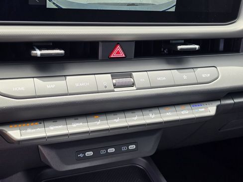 New 2027 Kia Seltos S FWD image 24