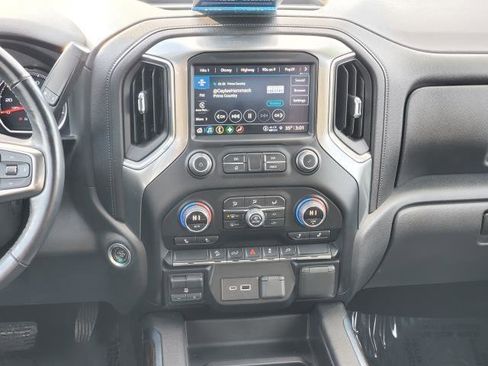 Used 2022 Chevrolet Silverado 1500 LT Trail Boss w/ Convenience Package II AWD/4WD image 25