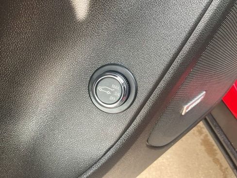 Used 2022 Chevrolet Blazer RS w/ Enhanced Convenience Package image 6