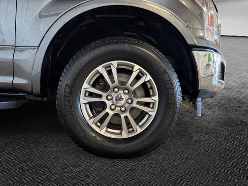 Used 2019 Ford F150 Lariat AWD/4WD image 11