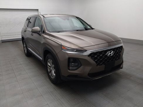 Used 2020 Hyundai Santa Fe SE FWD image 13