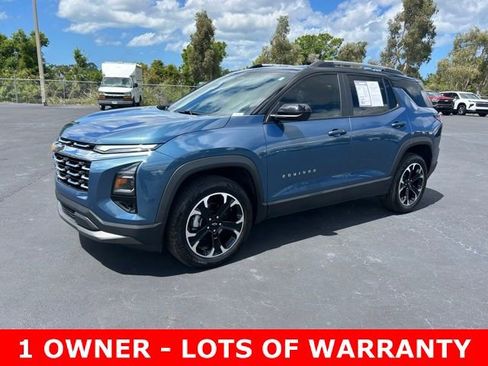 Used 2025 Chevrolet Equinox LT w/ Convenience Package II image 3