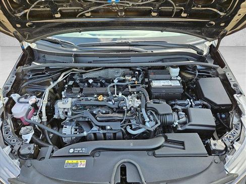 Used 2025 Toyota Corolla LE FWD image 22