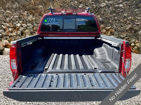 Used 2017 Nissan Frontier PRO-4X w/ Pro-4x Luxury Package AWD/4WD image 15
