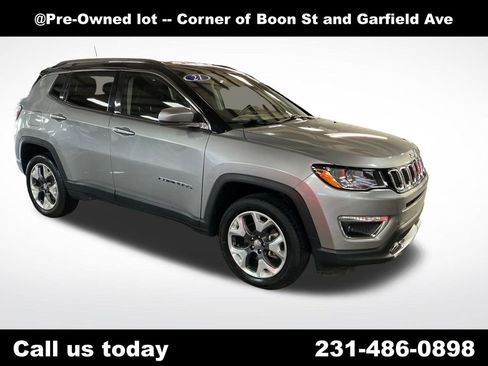 Used 2021 Jeep Compass Limited w/ Elite Interior Group AWD/4WD image 7