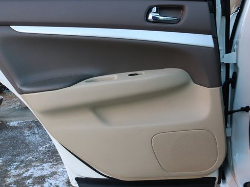 Used 2009 INFINITI G37 x Sedan w/ Premium Pkg image 33