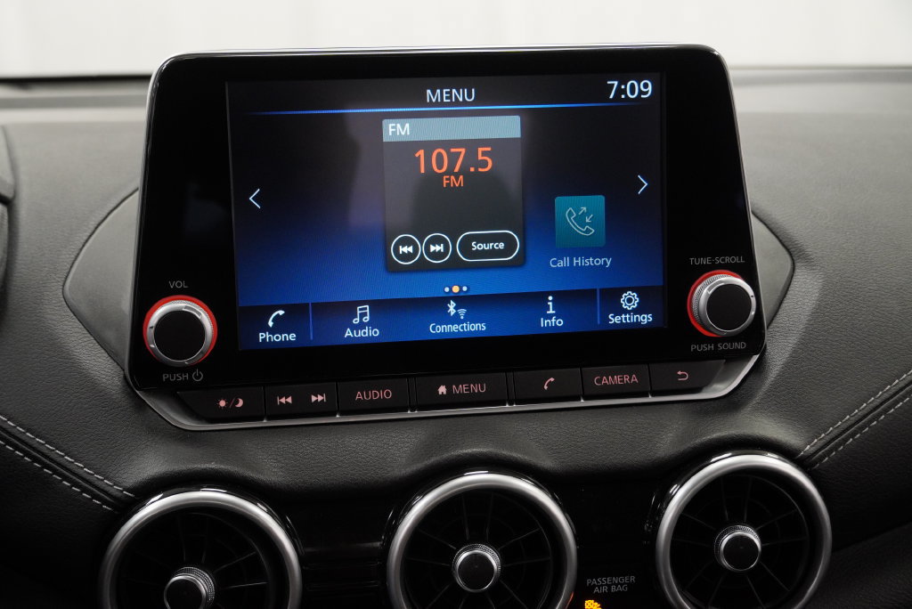 Used 2024 Nissan Sentra SV FWD image 18