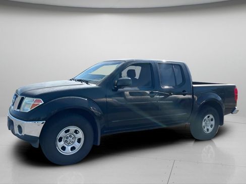 Used 2007 Nissan Frontier SE w/ Power Pkg AWD/4WD image 8
