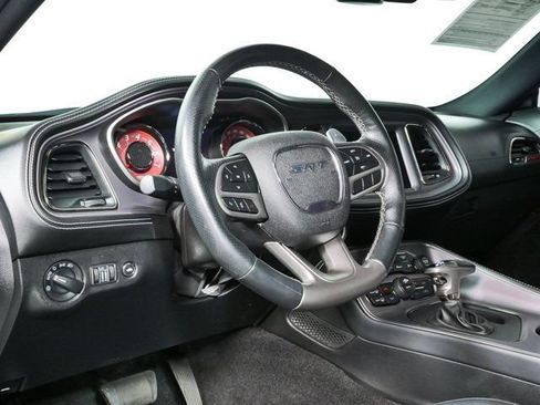 Used 2023 Dodge Challenger SRT Hellcat RWD image 4