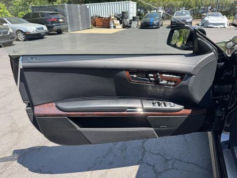 Used 2014 Mercedes-Benz CL 550 4MATIC w/ Sport Package image 18