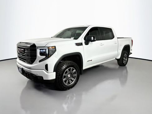 Used 2025 GMC Sierra 1500 AT4 AWD/4WD image 4