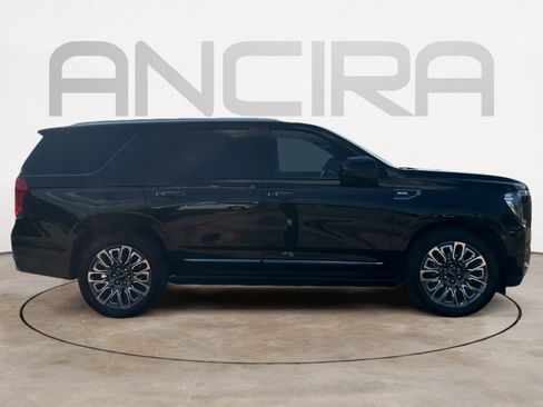 Certified 2024 GMC Yukon Denali Ultimate AWD/4WD image 3