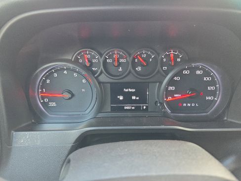 Used 2020 Chevrolet Silverado 1500 Custom image 17