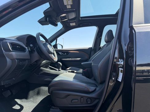 Used 2025 Subaru Forester Sport w/ Popular Package #1 AWD/4WD image 5