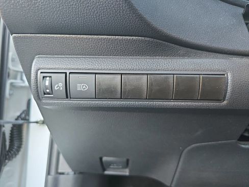 Used 2024 Toyota Corolla LE image 27