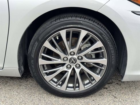Used 2019 Lexus ES 350 image 26