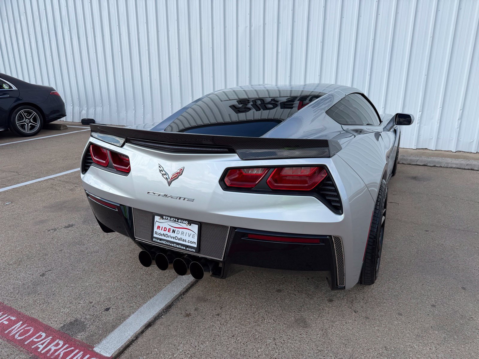 Used 2014 Chevrolet Corvette Stingray Coupe w/ 2LT Preferred Equipment Group RWD image 8