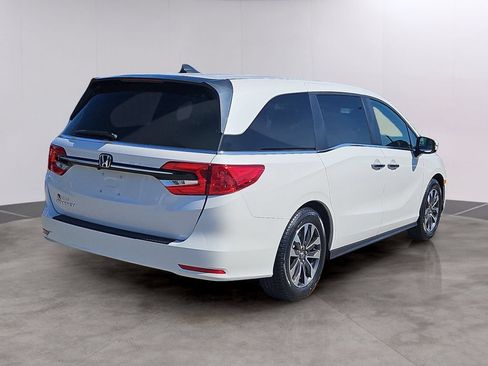 Certified 2024 Honda Odyssey EX-L image 4
