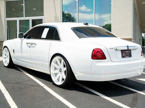Used 2010 Rolls-Royce Ghost RWD image 18