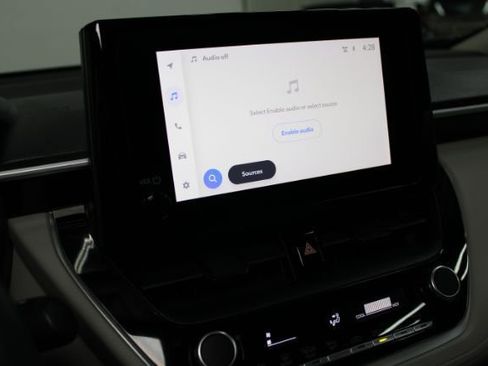 Used 2023 Toyota Corolla Cross L image 17